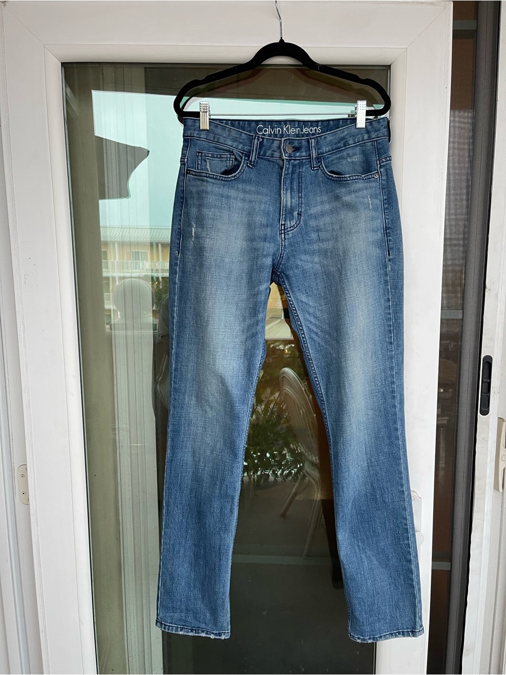 Calvin Klein Jeans Men's Light Blue Straight-Leg Denim